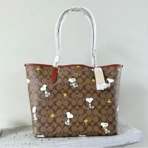 Coach Brown Snoopy Print Tote